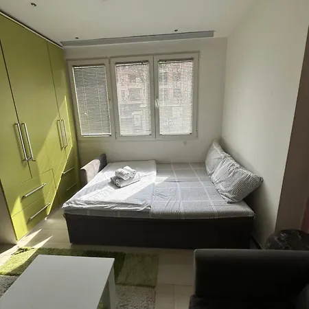 Lily Apartment *